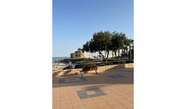 Resale - Apartment / flat - Pilar de la Horadada - La Torre de la Horadada