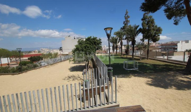 Odsprzedaż - Kamienica - Guardamar del Segura - Centro