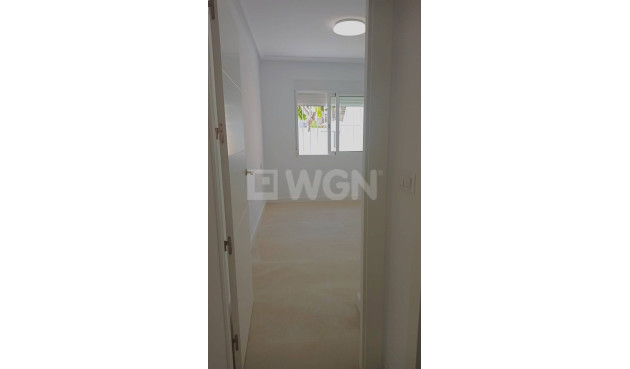 Odsprzedaż - Kamienica - Pilar de la Horadada