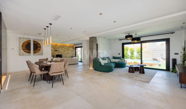 Odsprzedaż - Villa - Torrevieja - Costa Blanca