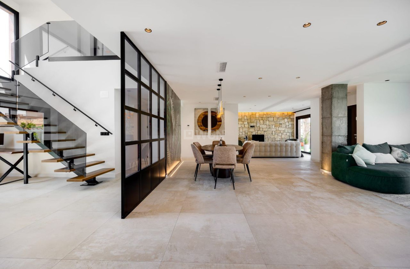 Odsprzedaż - Villa - Torrevieja - Costa Blanca