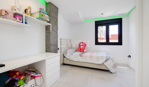 Odsprzedaż - Villa - Torrevieja - Costa Blanca