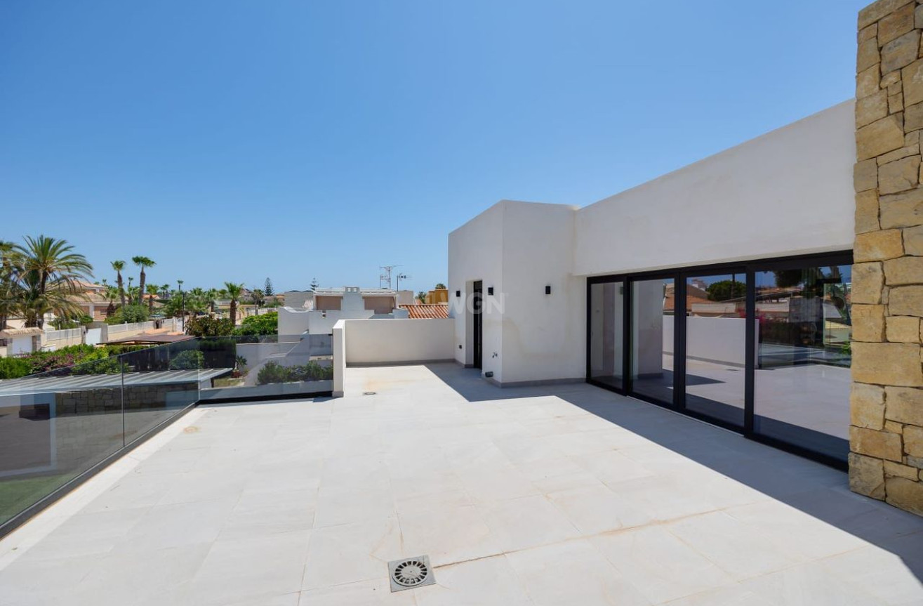 Odsprzedaż - Villa - Torrevieja - Costa Blanca