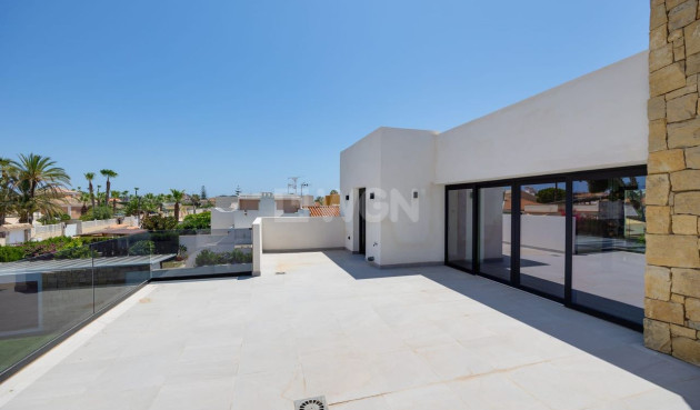 Odsprzedaż - Villa - Torrevieja - Costa Blanca