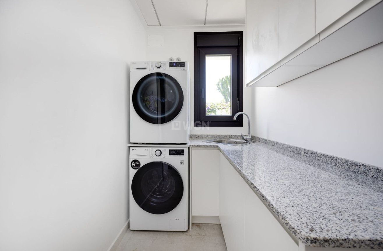 Odsprzedaż - Villa - Torrevieja - Costa Blanca