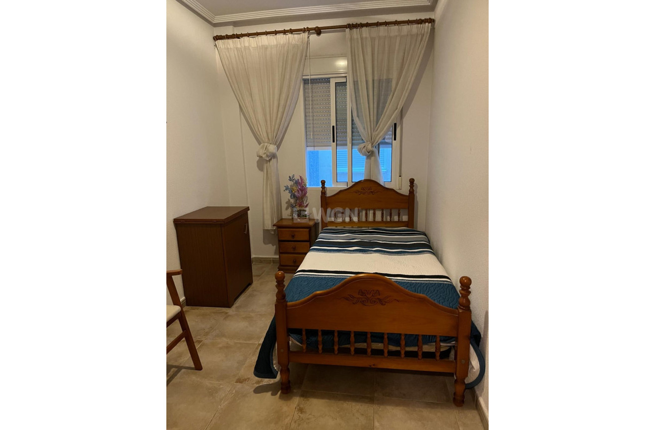 Reventa - Apartamento / piso - Almoradí - Centro Urbano 2