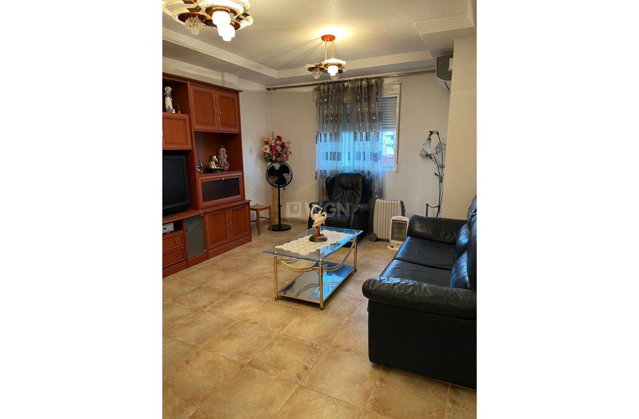 Reventa - Apartamento / piso - Almoradí - Centro Urbano 2