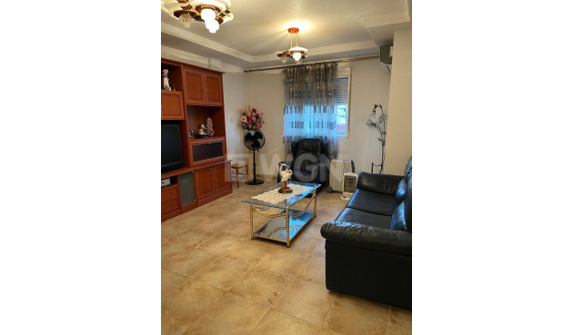 Reventa - Apartamento / piso - Almoradí - Centro Urbano 2