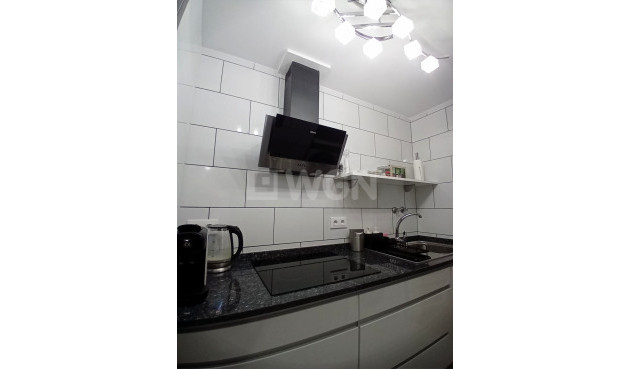 Odsprzedaż - Mieszkanie w bloku - Puerto de Mazarron - Paseo