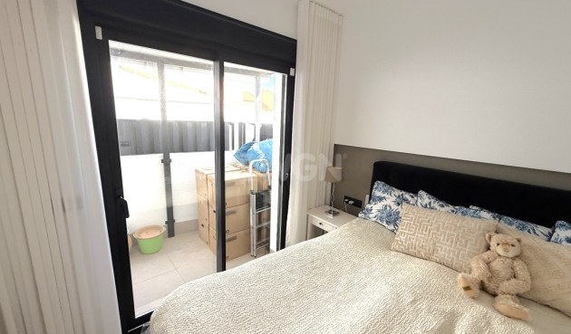 Odsprzedaż - Bungalow - Pilar de la Horadada - Costa Blanca