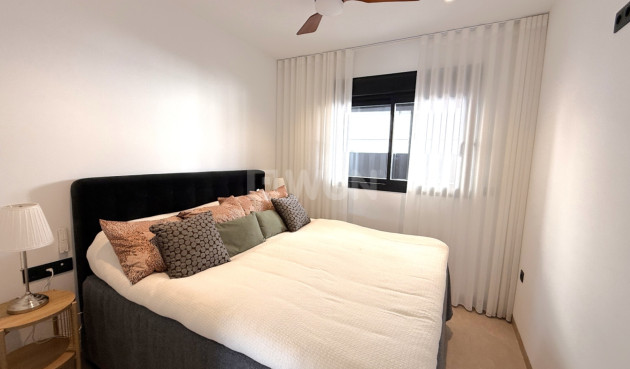 Odsprzedaż - Bungalow - Pilar de la Horadada - Costa Blanca