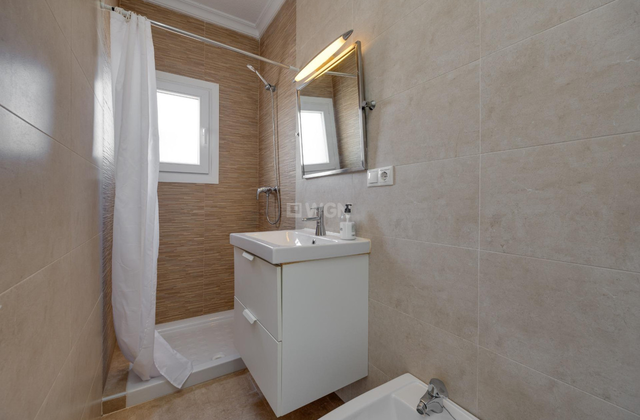 Odsprzedaż - Villa - Torrevieja - La Siesta - El Salado - Torreta