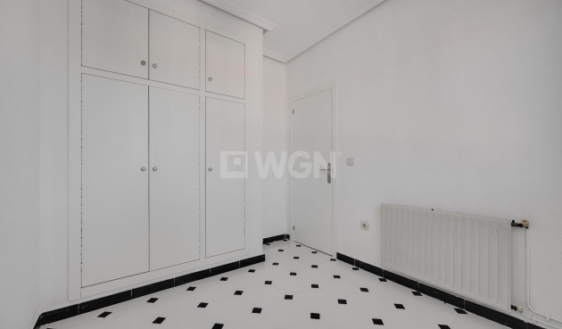 Odsprzedaż - Villa - Torrevieja - La Siesta - El Salado - Torreta