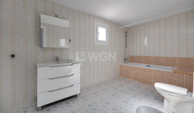 Odsprzedaż - Villa - Torrevieja - La Siesta - El Salado - Torreta