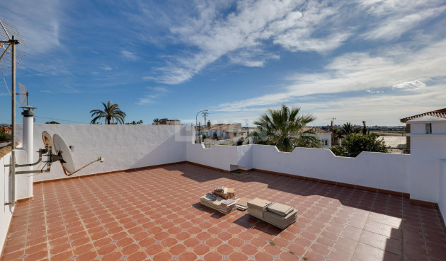 Odsprzedaż - Villa - Torrevieja - La Siesta - El Salado - Torreta