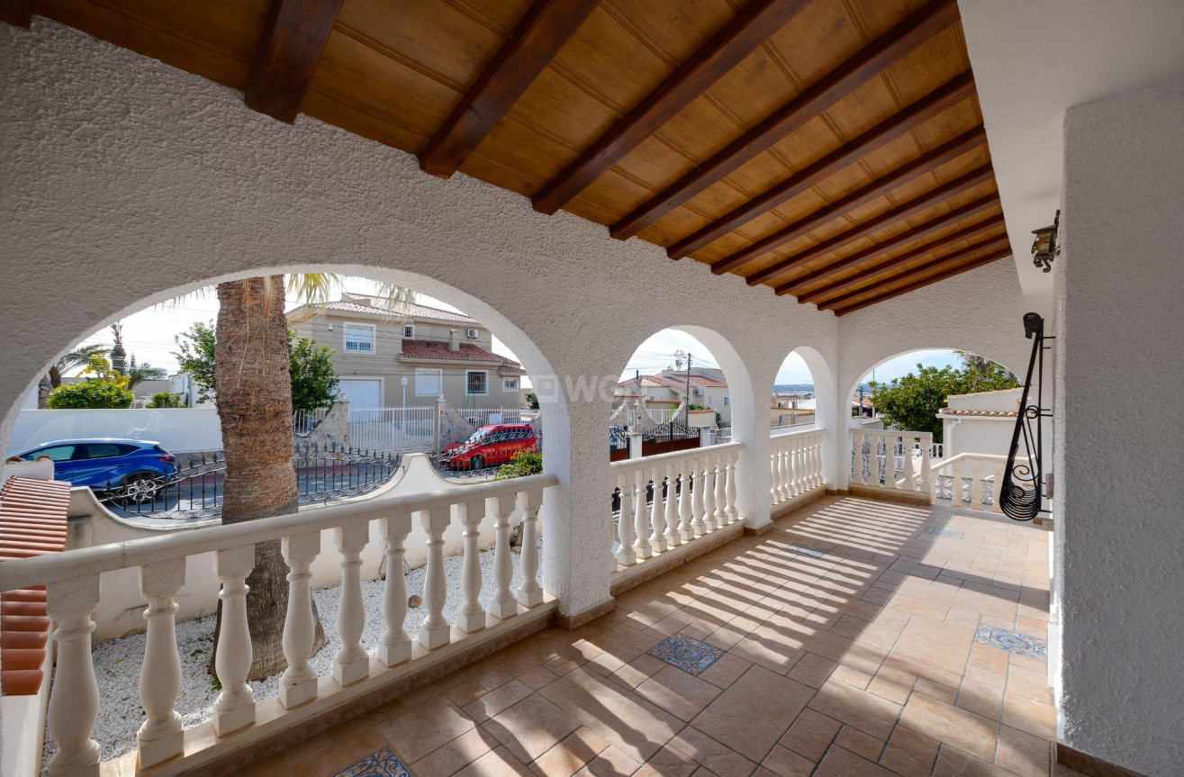 Odsprzedaż - Villa - Torrevieja - La Siesta - El Salado - Torreta