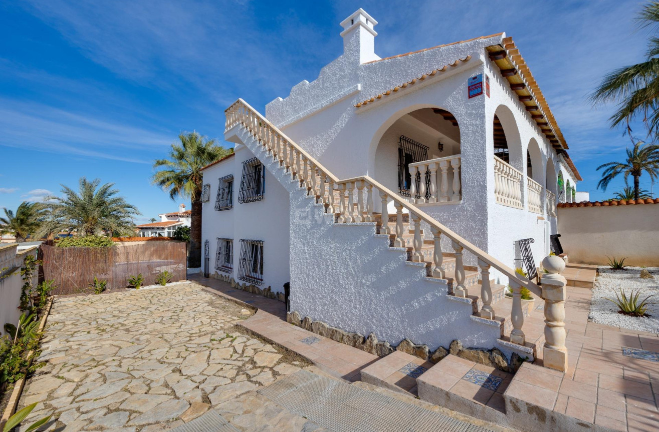 Odsprzedaż - Villa - Torrevieja - La Siesta - El Salado - Torreta