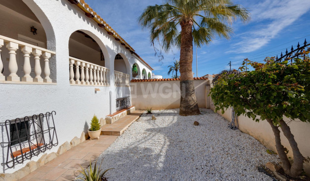 Odsprzedaż - Villa - Torrevieja - La Siesta - El Salado - Torreta