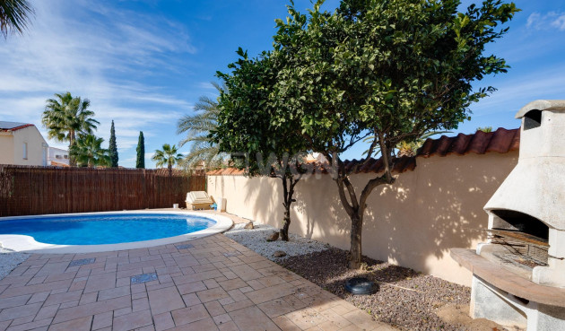 Odsprzedaż - Villa - Torrevieja - La Siesta - El Salado - Torreta