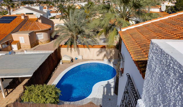 Odsprzedaż - Villa - Torrevieja - La Siesta - El Salado - Torreta