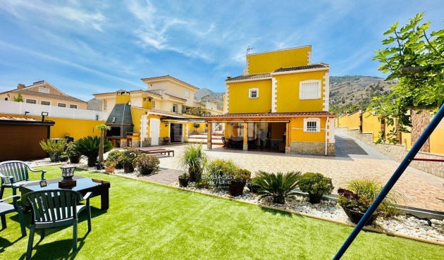 Reventa - Villa - Orihuela - Urb. Montepinar