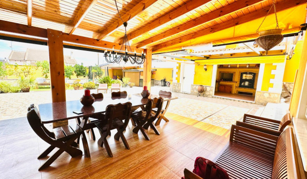 Reventa - Villa - Orihuela - Urb. Montepinar