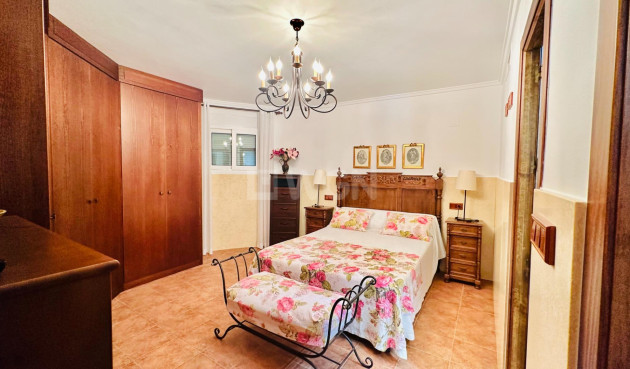 Reventa - Villa - Orihuela - Urb. Montepinar