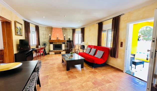 Reventa - Villa - Orihuela - Urb. Montepinar