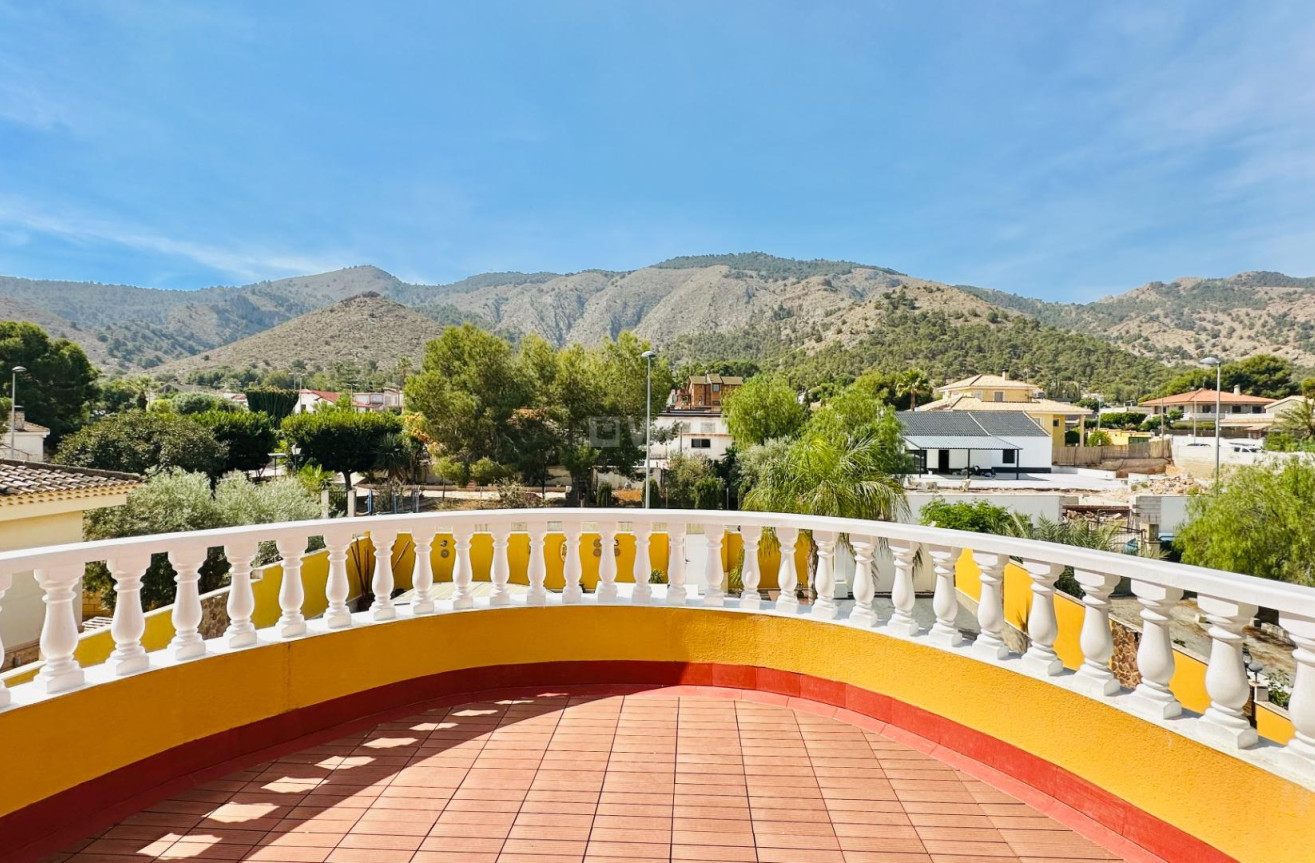 Reventa - Villa - Orihuela - Urb. Montepinar