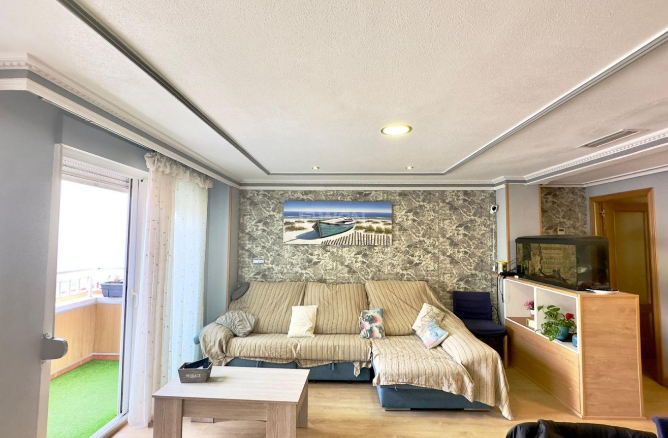 Resale - Apartment / flat - Torrevieja