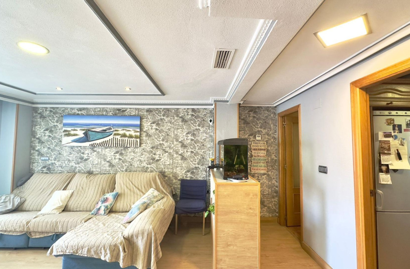 Resale - Apartment / flat - Torrevieja