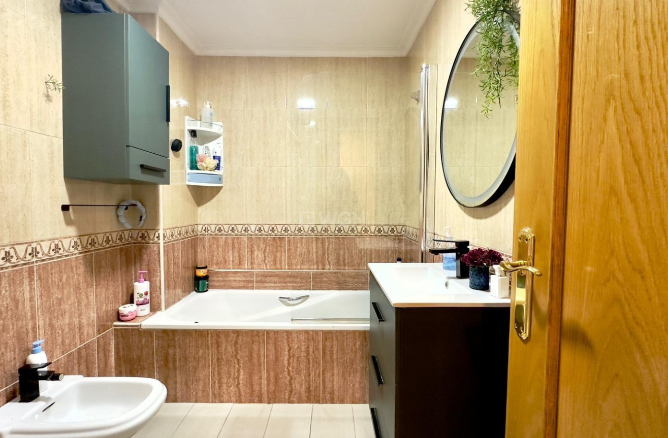 Resale - Apartment / flat - Torrevieja