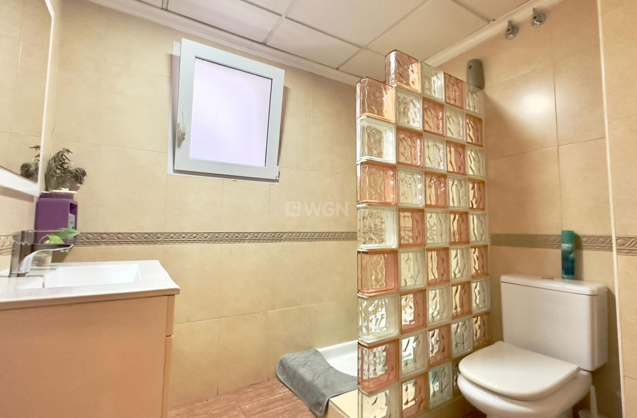 Resale - Apartment / flat - Torrevieja