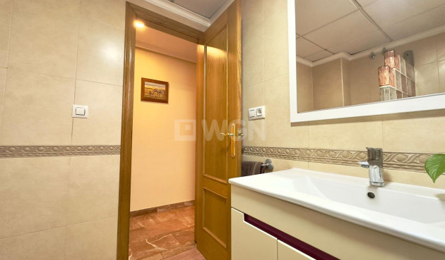 Resale - Apartment / flat - Torrevieja