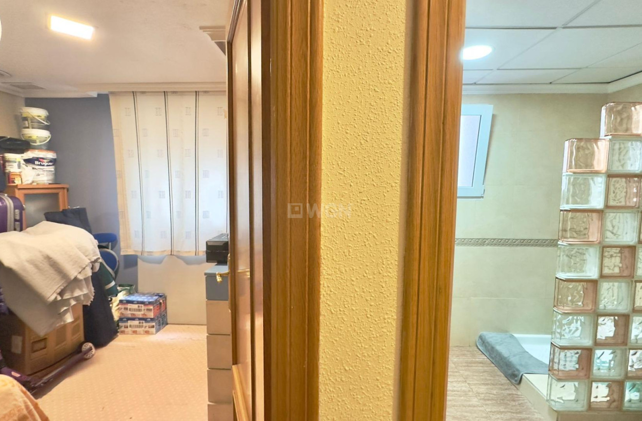 Resale - Apartment / flat - Torrevieja