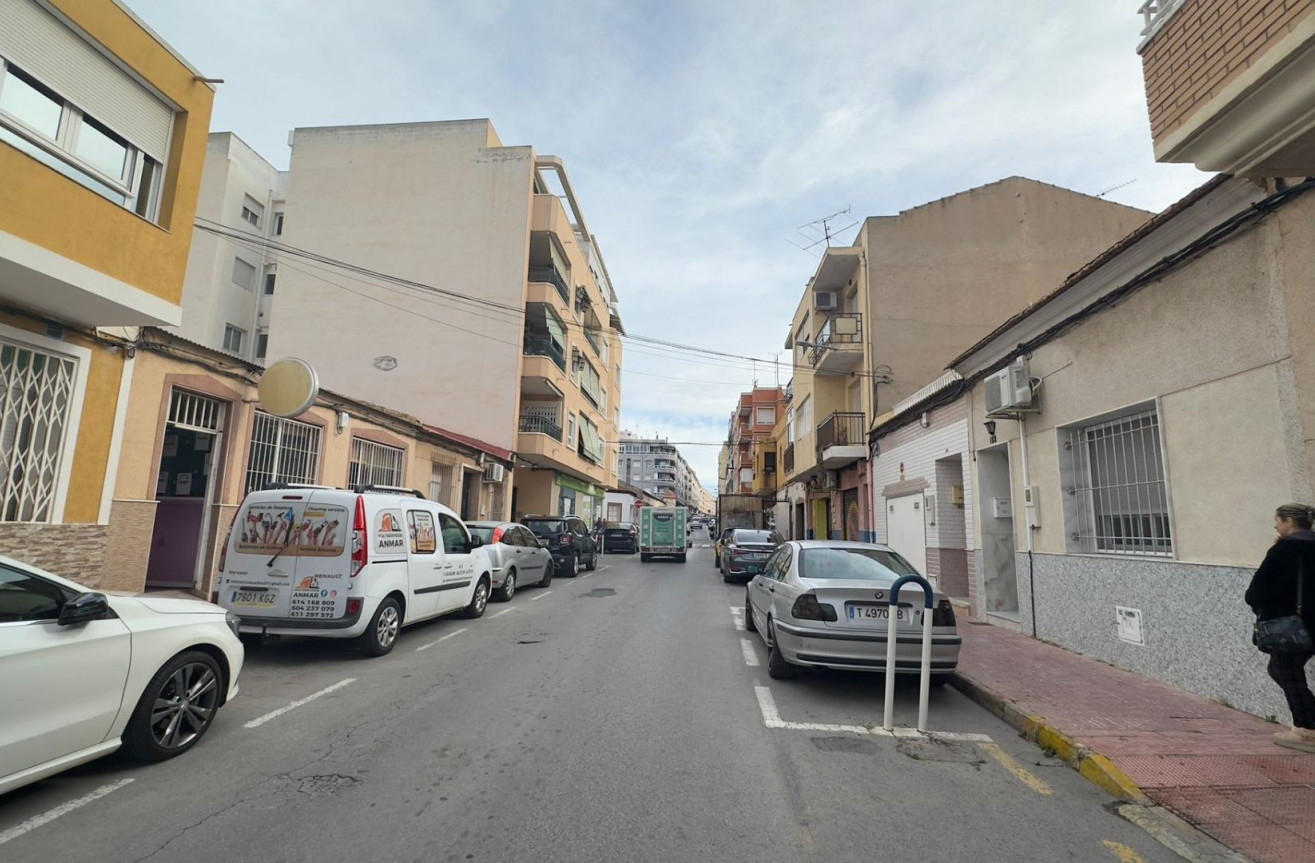 Resale - Apartment / flat - Torrevieja