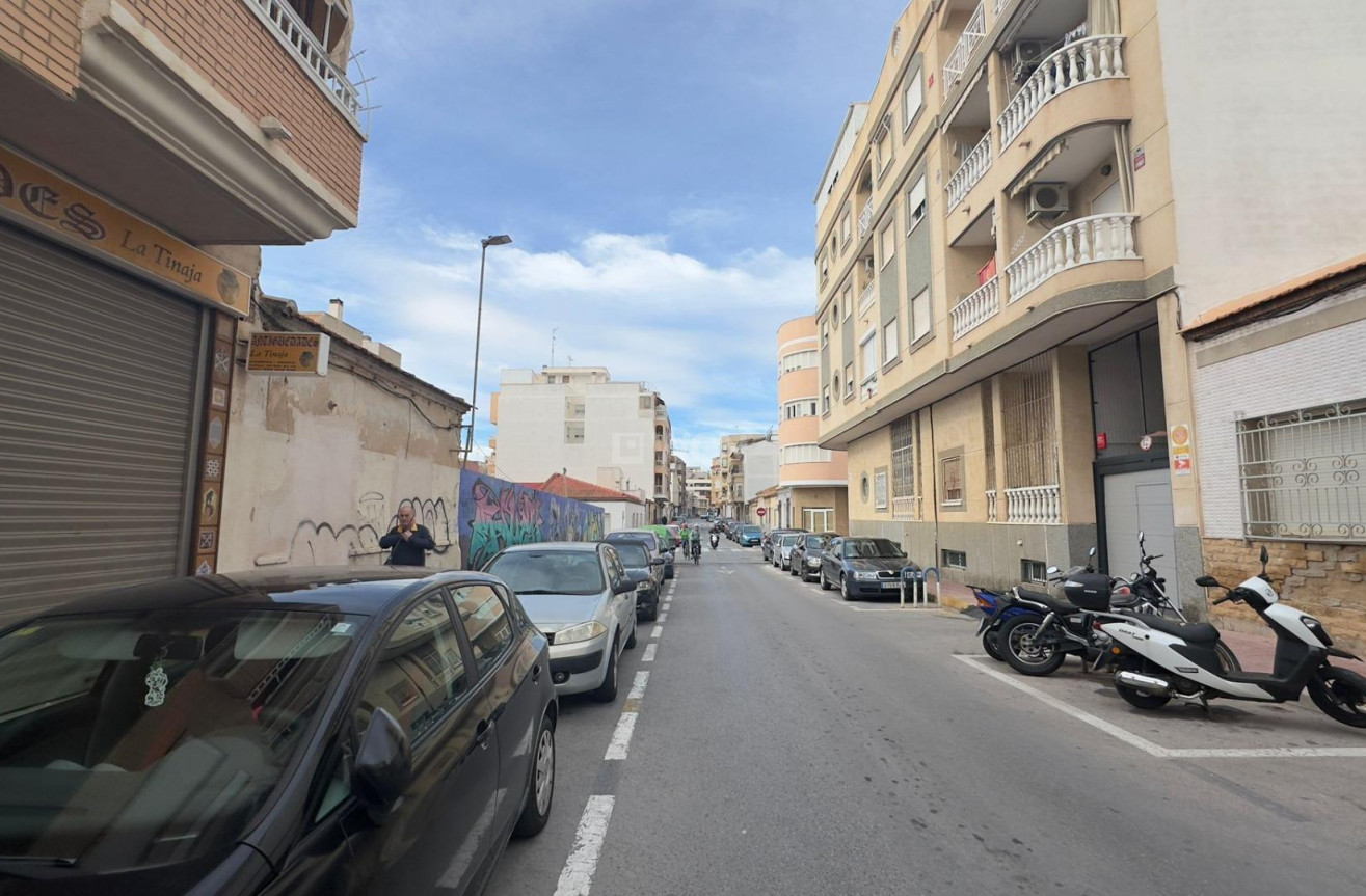 Resale - Apartment / flat - Torrevieja