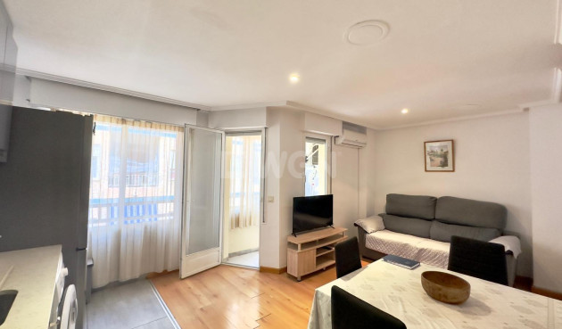 Resale - Apartment / flat - Torrevieja