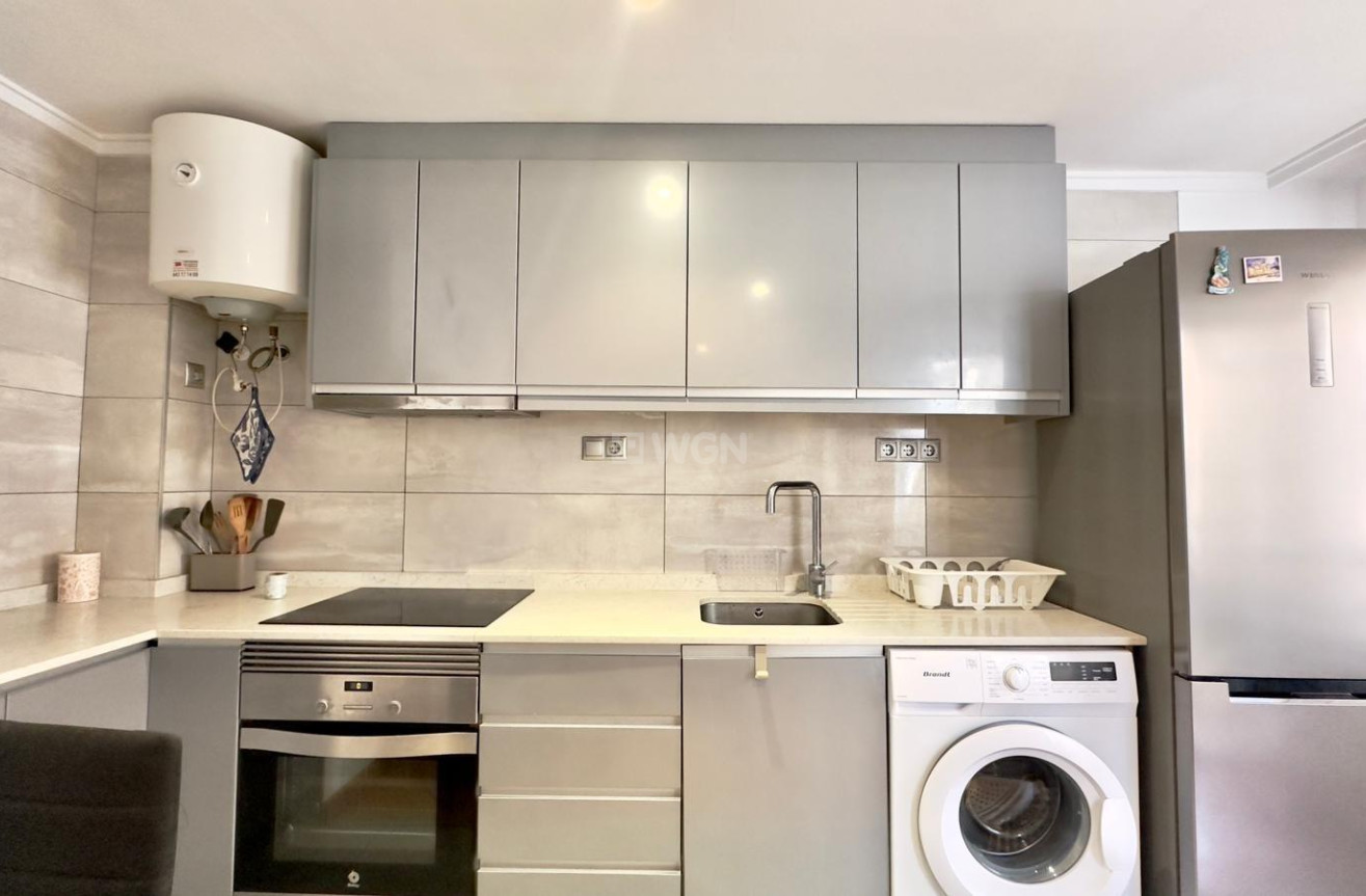 Resale - Apartment / flat - Torrevieja