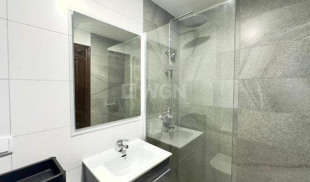 Resale - Apartment / flat - Torrevieja