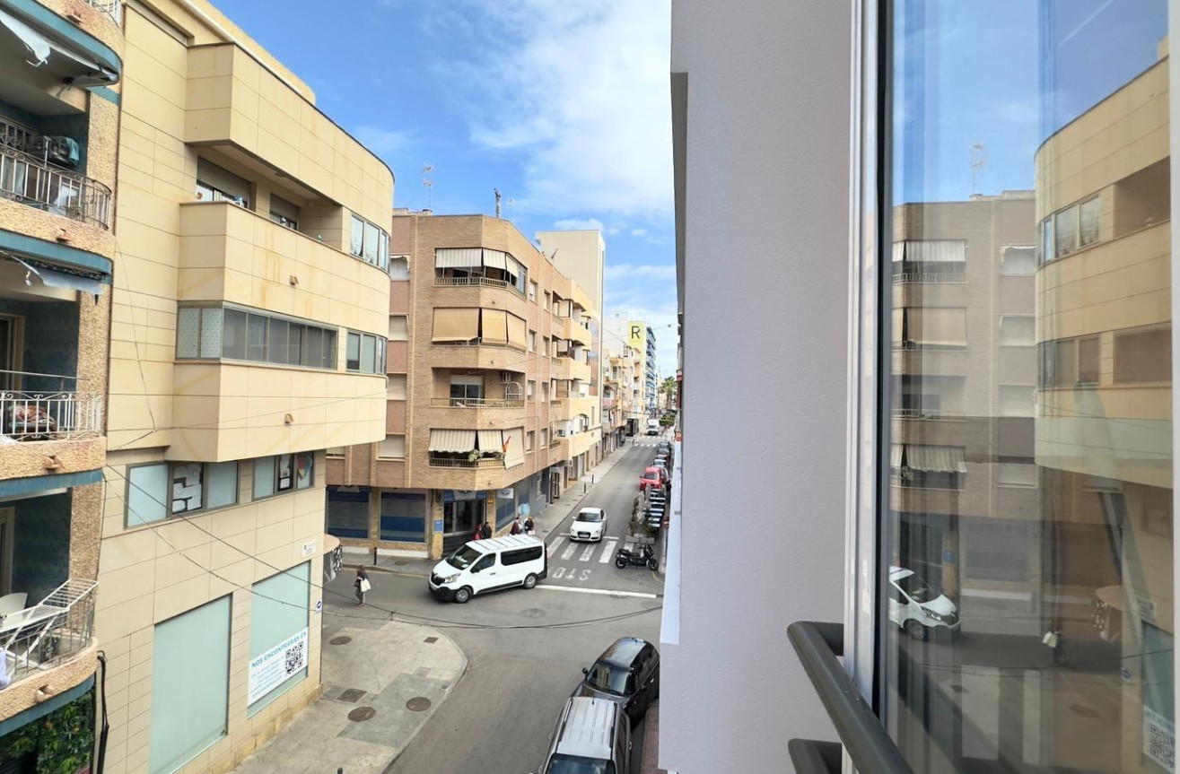 Resale - Apartment / flat - Torrevieja