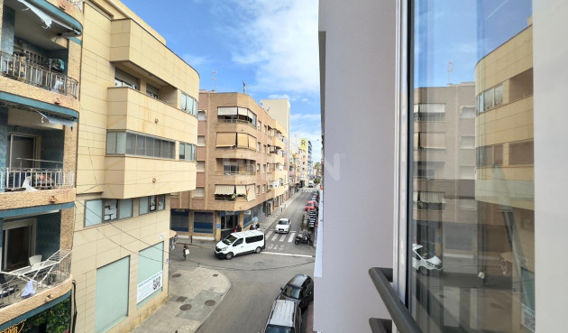 Resale - Apartment / flat - Torrevieja