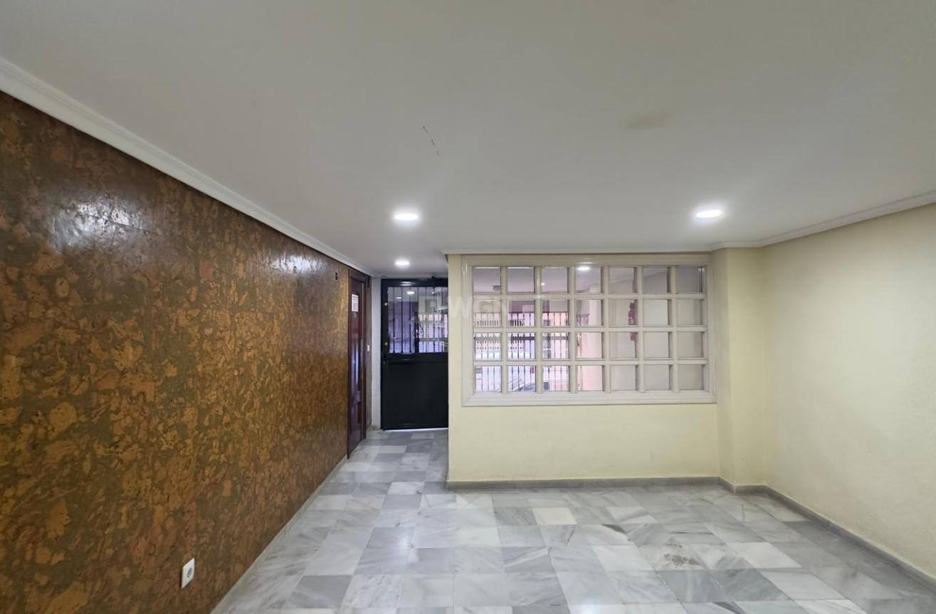 Resale - Apartment / flat - Torrevieja