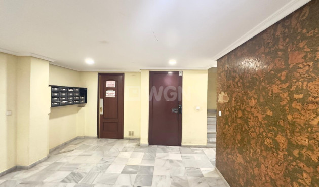 Resale - Apartment / flat - Torrevieja