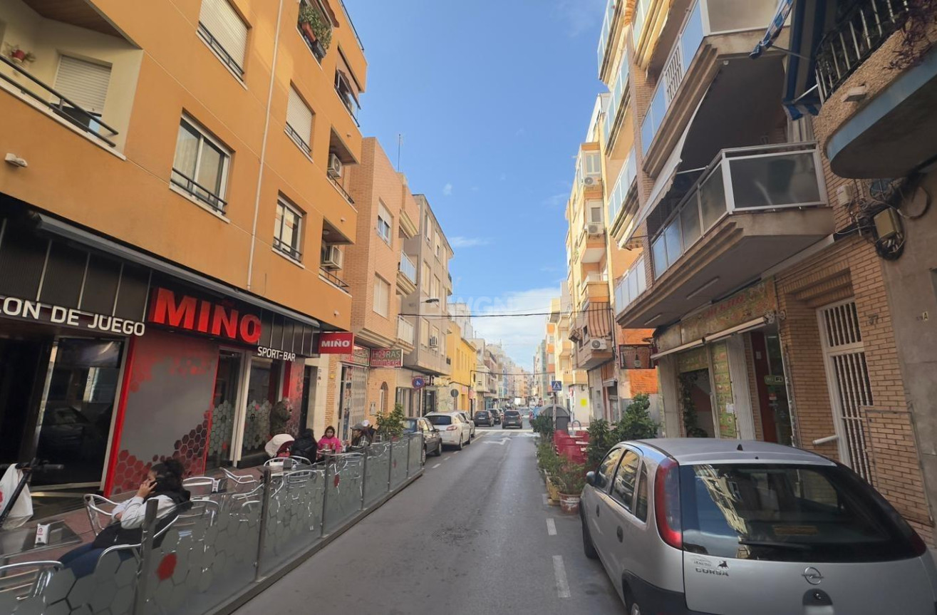 Resale - Apartment / flat - Torrevieja