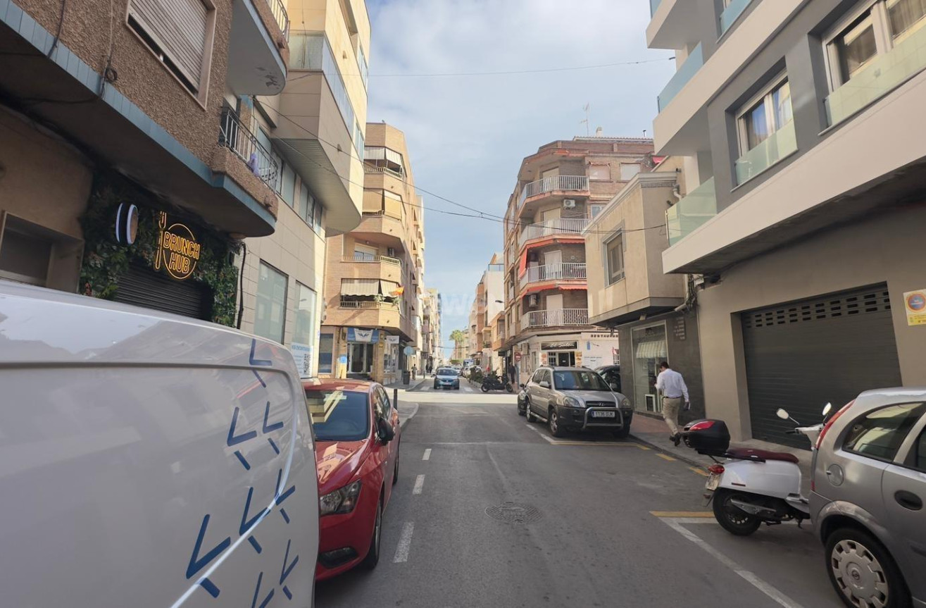 Resale - Apartment / flat - Torrevieja