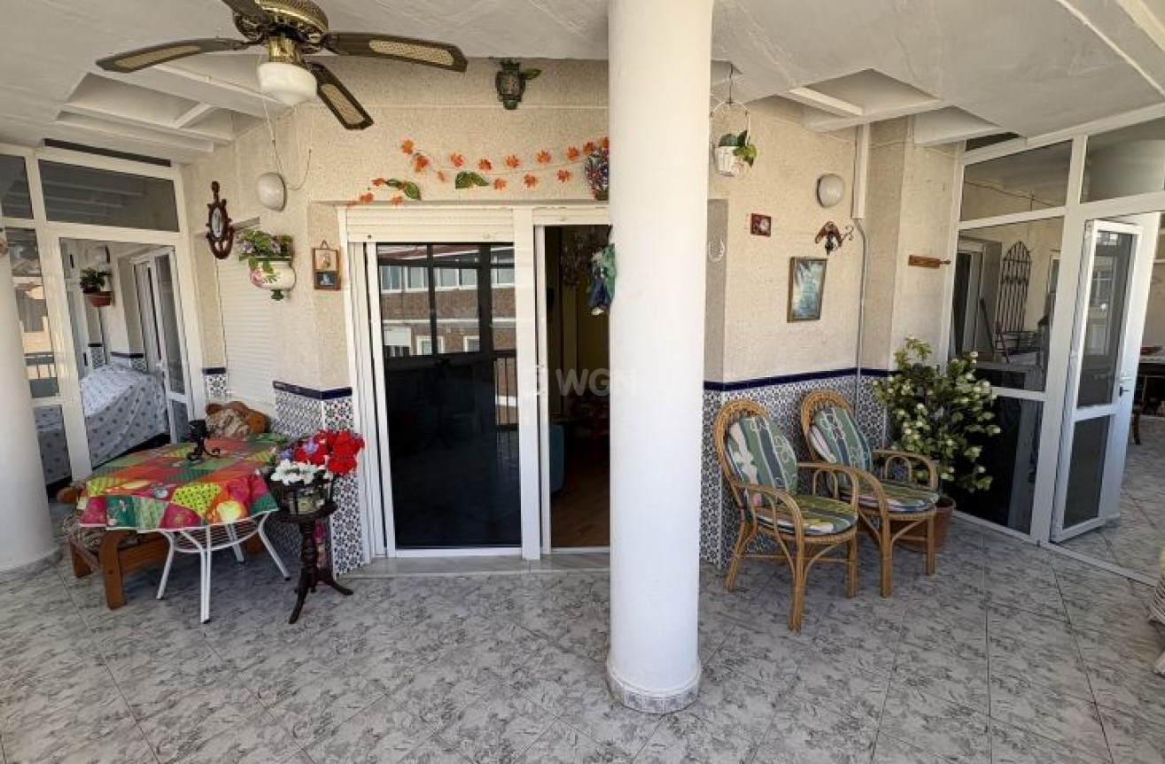 Resale - Apartment / flat - Torrevieja - Costa Blanca