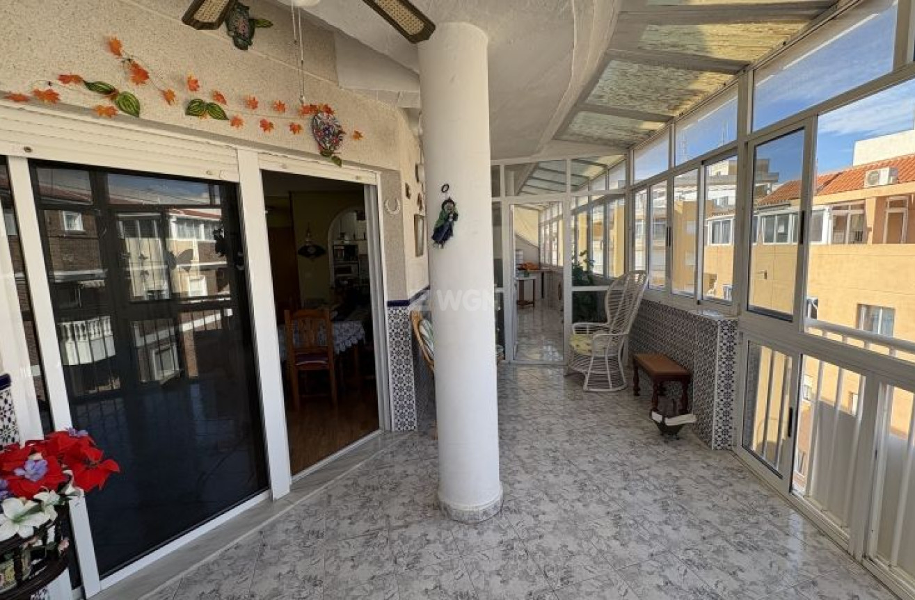 Resale - Apartment / flat - Torrevieja - Costa Blanca