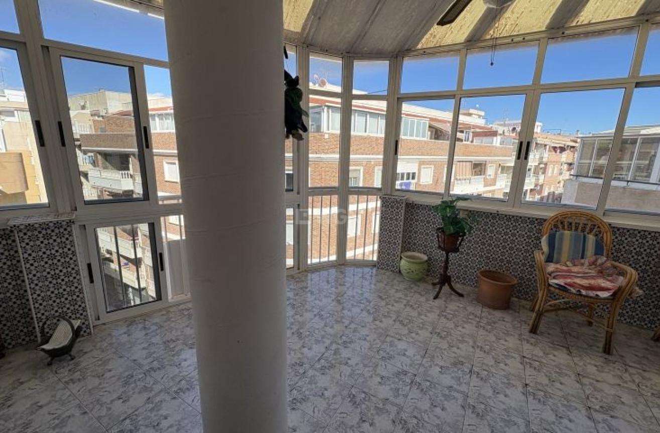 Resale - Apartment / flat - Torrevieja - Costa Blanca