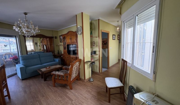 Resale - Apartment / flat - Torrevieja - Costa Blanca